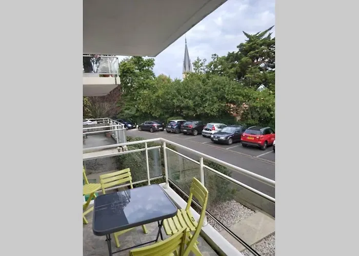 아파트 T2/terrasse/parking/a 5min De La